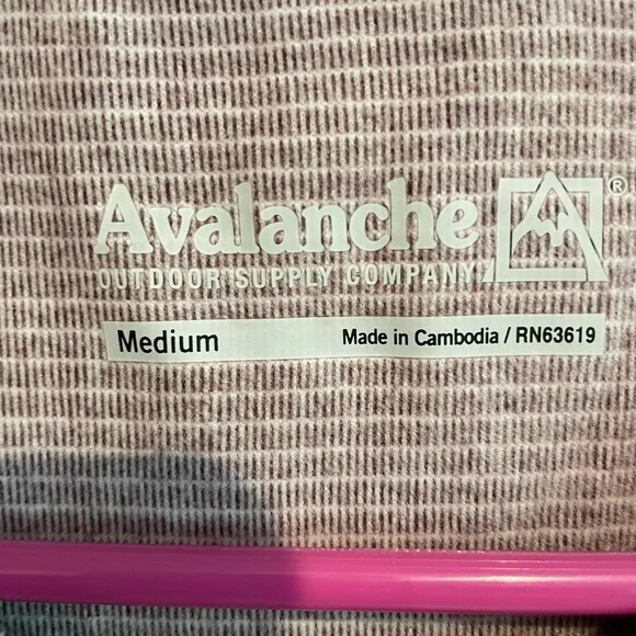 Avalanche Outdoor Supply 4-Way Stretch Top - Picture 3 of 4